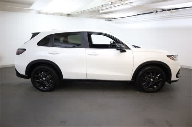 Thumbnail: 2025 Honda HR-V - 9
