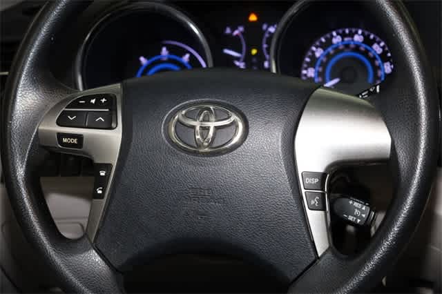 Thumbnail: 2013 Toyota Highlander - 33