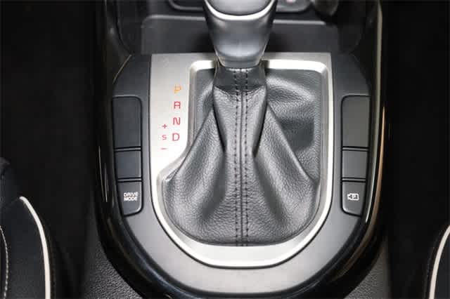 Thumbnail: 2023 Kia Forte - 32