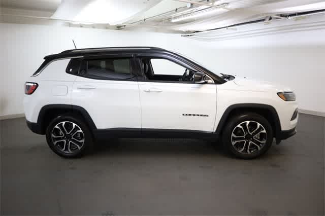 Thumbnail: 2022 Jeep Compass - 9