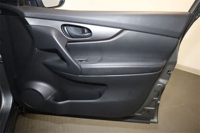 Thumbnail: 2019 Nissan Rogue Sport - 22