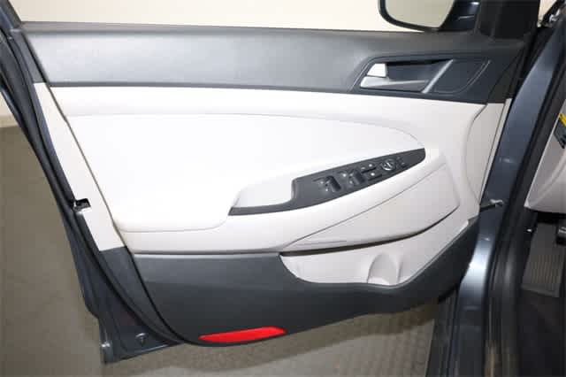 Thumbnail: 2018 Hyundai Tucson - 13