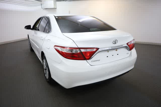 Thumbnail: 2017 Toyota Camry - 4