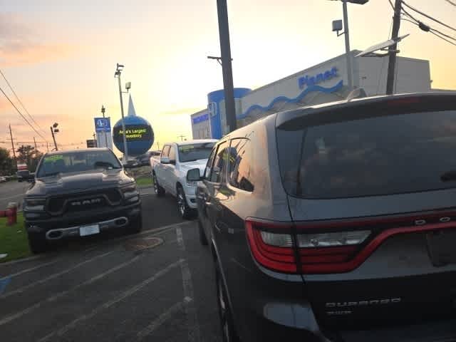 Thumbnail: 2017 Dodge Durango - 8