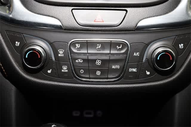 Thumbnail: 2020 Chevrolet Equinox - 31