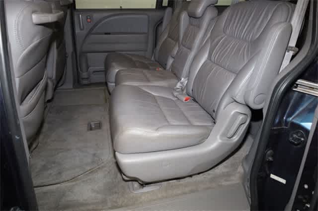 Thumbnail: 2010 Honda Odyssey - 21