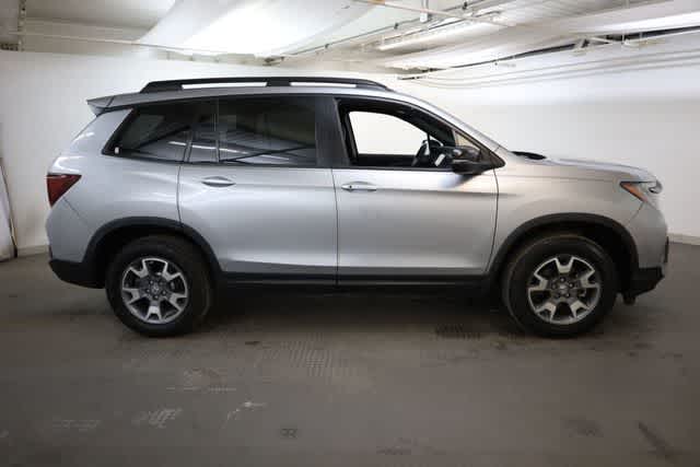 Thumbnail: 2023 Honda Passport - 9