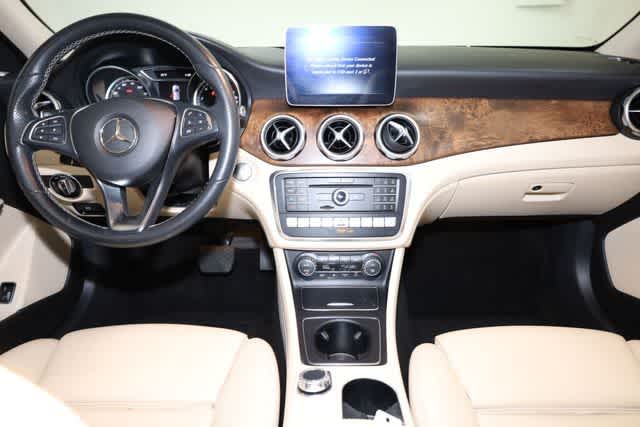Thumbnail: 2020 Mercedes-Benz GLA - 23