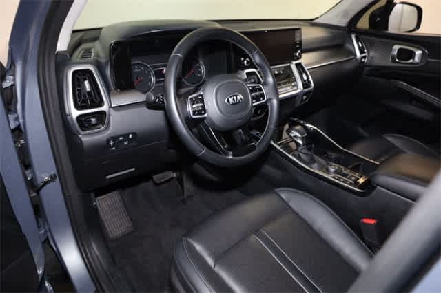 Thumbnail: 2021 Kia Sorento - 14