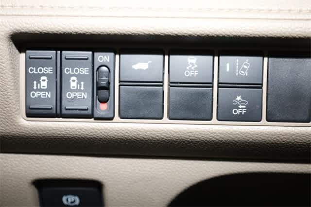 Thumbnail: 2019 Honda Odyssey - 27