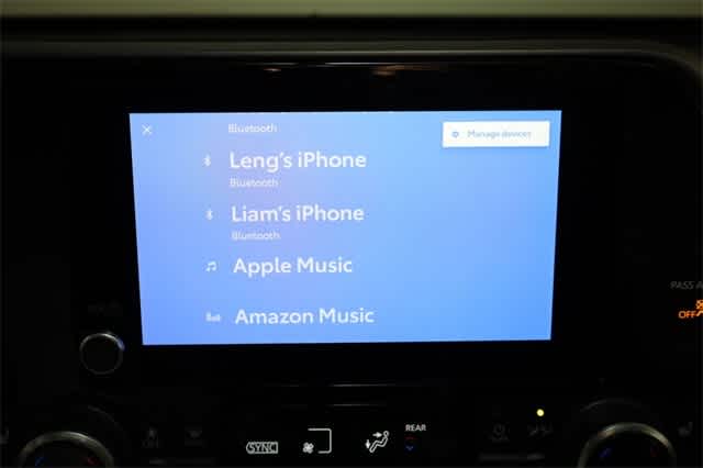 Thumbnail: 2023 Toyota Highlander - 30