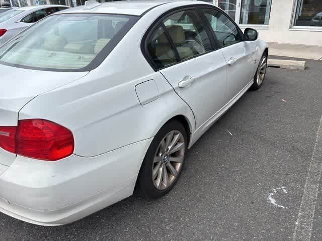 Thumbnail: 2011 BMW 3 Series - 7
