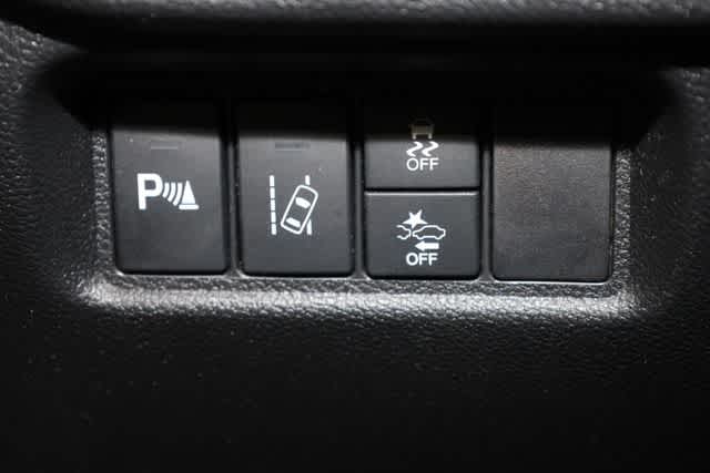 Thumbnail: 2016 Honda Pilot - 27