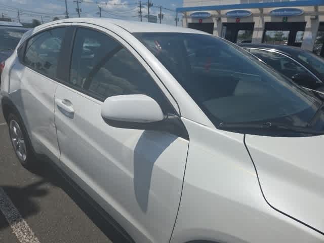 Thumbnail: 2022 Honda HR-V - 16