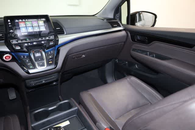 Thumbnail: 2018 Honda Odyssey - 25