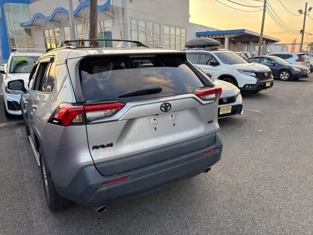 Thumbnail: 2021 Toyota RAV4 - 5