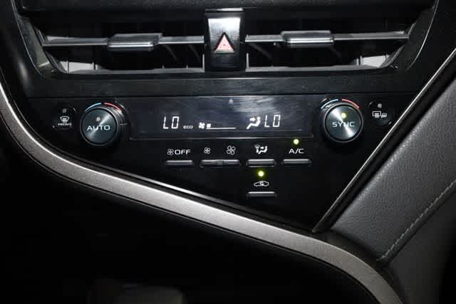 Thumbnail: 2022 Toyota Camry - 28