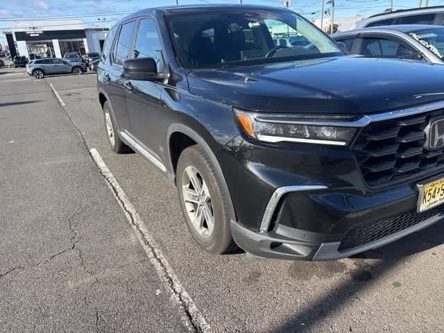 Thumbnail: 2023 Honda Pilot - 10