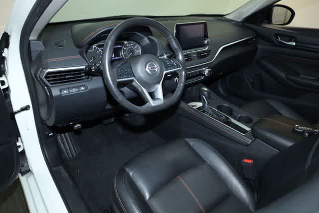 Thumbnail: 2022 Nissan Altima - 14