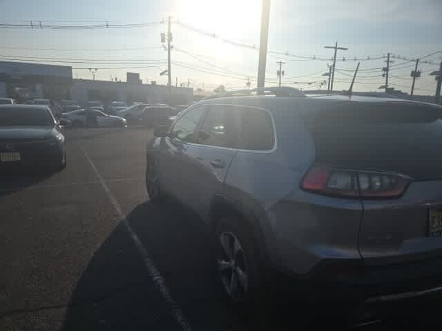 Thumbnail: 2019 Jeep Cherokee - 8