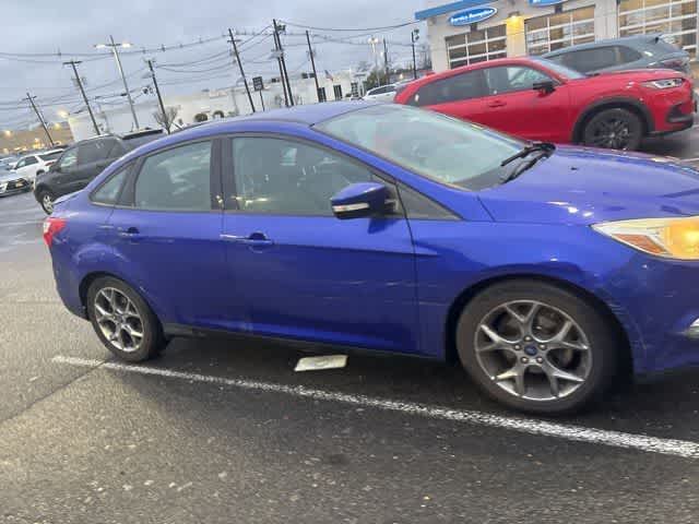 Thumbnail: 2014 Ford Focus - 22