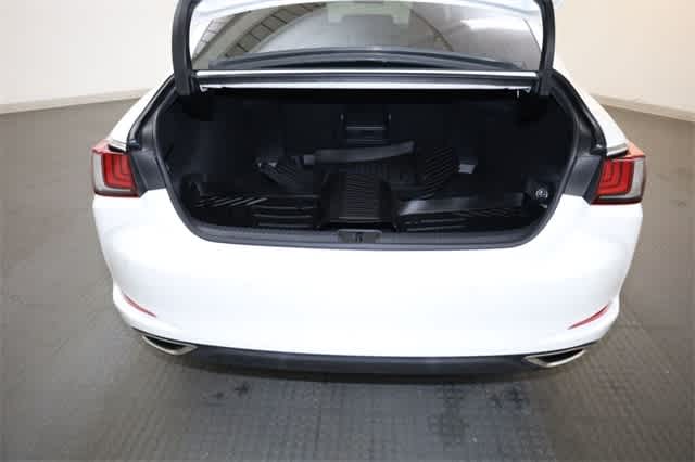 Thumbnail: 2020 Lexus ES - 36