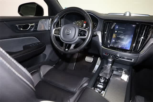 Thumbnail: 2019 Volvo S60 - 16