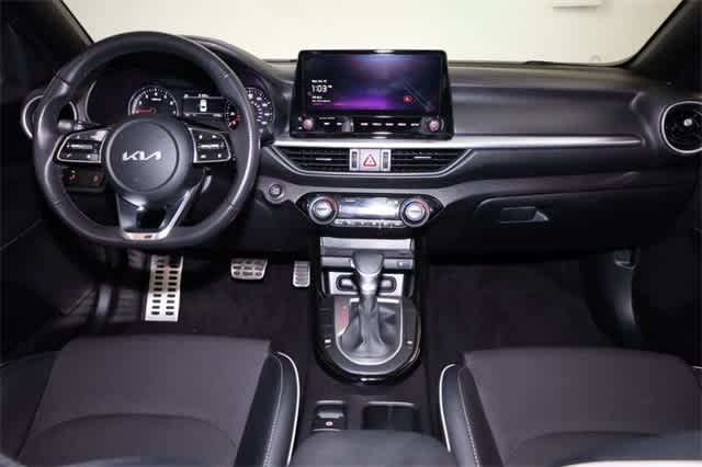 Thumbnail: 2024 Kia Forte - 17