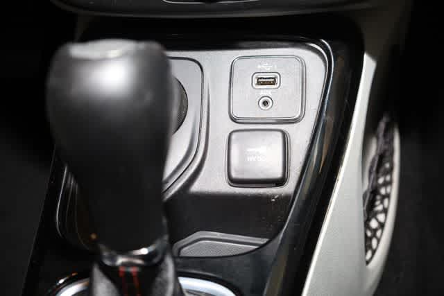 Thumbnail: 2020 Jeep Compass - 27