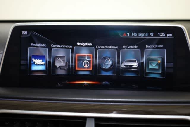 Thumbnail: 2016 BMW 7 Series - 28