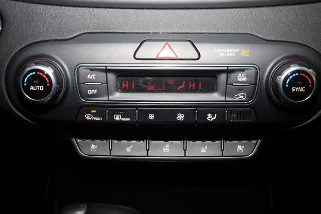 Thumbnail: 2019 Kia Sorento - 32