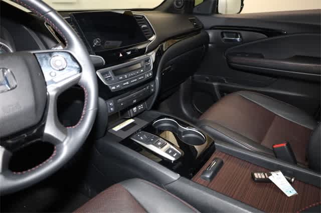 Thumbnail: 2021 Honda Pilot - 23