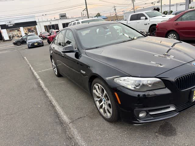Thumbnail: 2016 BMW 5 Series - 5