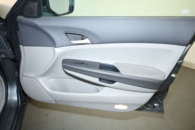 Thumbnail: 2009 Honda Accord - 26