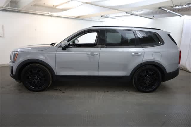 Thumbnail: 2021 Kia Telluride - 3