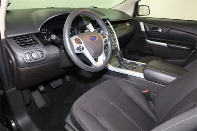 2013 Ford Edge SE 14