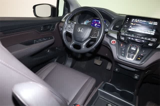 Thumbnail: 2021 Honda Odyssey - 23