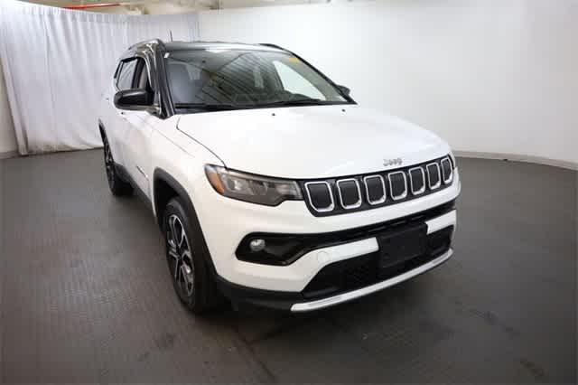 Thumbnail: 2022 Jeep Compass - 11