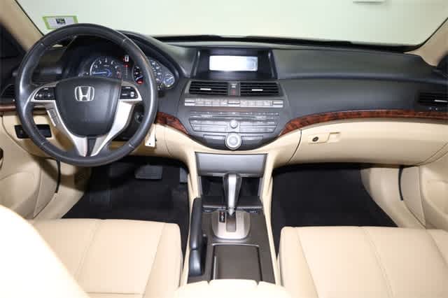 Thumbnail: 2012 Honda Crosstour - 17