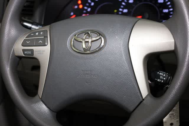 Thumbnail: 2011 Toyota Camry - 25