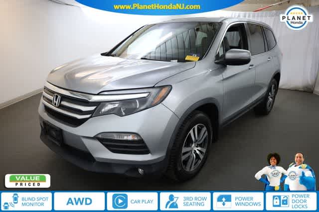 Thumbnail: 2017 Honda Pilot - 1