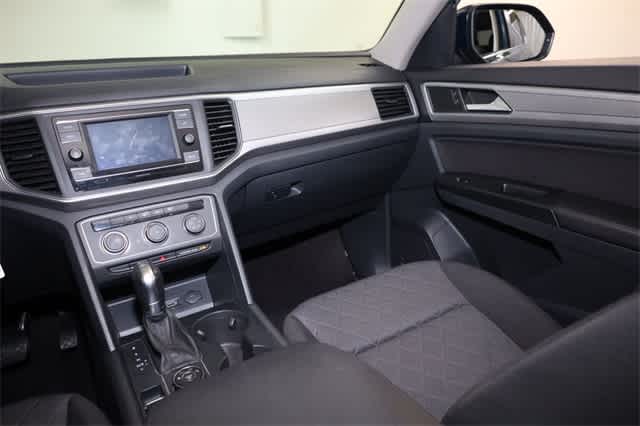 Thumbnail: 2018 Volkswagen Atlas - 18