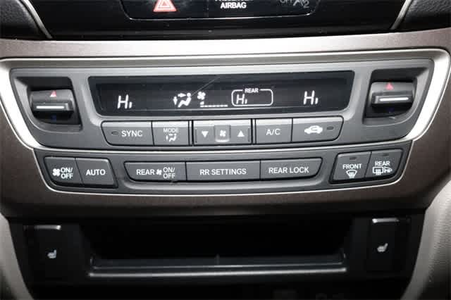 Thumbnail: 2020 Honda Pilot - 30