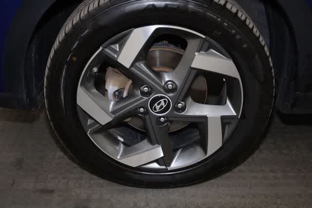 Thumbnail: 2022 Hyundai Venue - 36