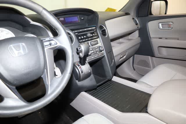 Thumbnail: 2012 Honda Pilot - 16