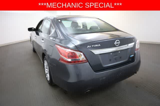 Thumbnail: 2013 Nissan Altima - 5