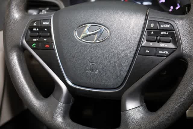 Thumbnail: 2017 Hyundai Sonata - 30