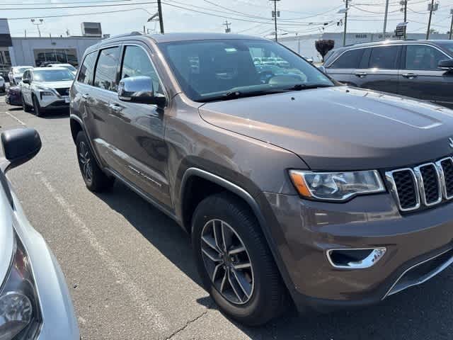 Thumbnail: 2019 Jeep Grand Cherokee - 18