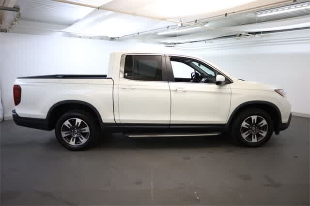 Thumbnail: 2019 Honda Ridgeline - 9