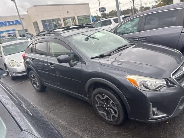 Thumbnail: 2017 Subaru Crosstrek - 7